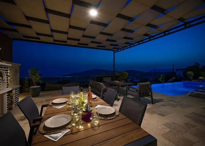 Upperhouse Kalkan - Private Sea View - Heated Indoor Pool - Kalkan *