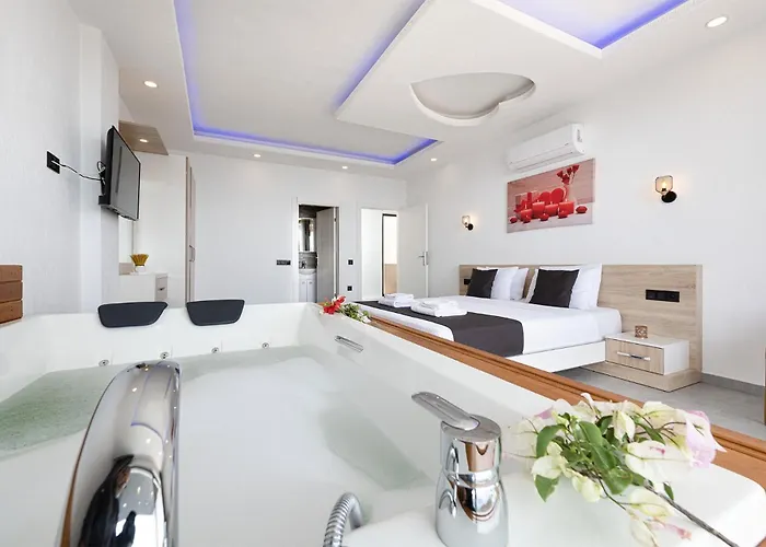 Villa Upperhouse Kalkan - Private Sea View - Heated Indoor Pool - Kalkan *